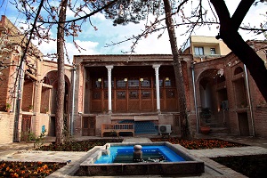 Behrouzi Traditional Hotel in Qazvin