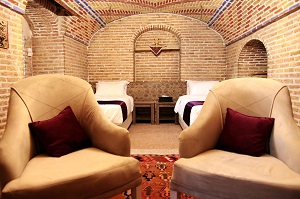 Behrouzi Traditional Hotel in Qazvin