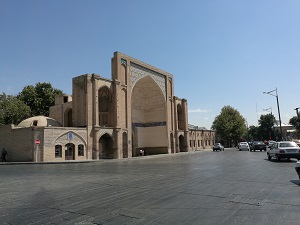 Behrouzi Traditional Hotel in Qazvin